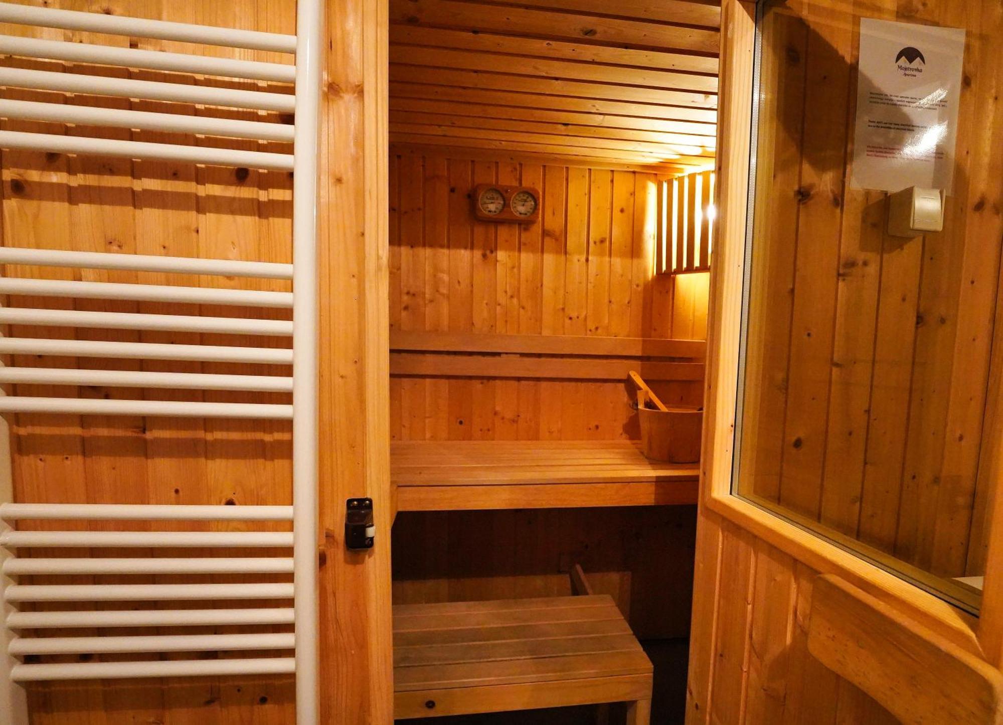 Apartment Mojstrovka With Terrace In City Center Kranjska Gora Extérieur photo