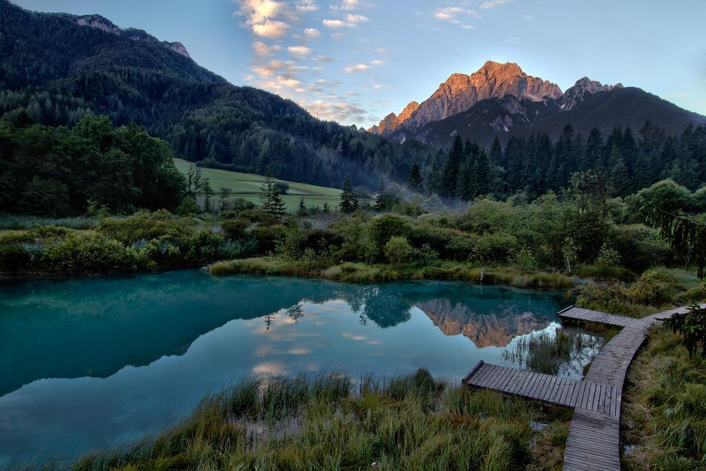 Apartment Mojstrovka With Terrace In City Center Kranjska Gora Chambre photo